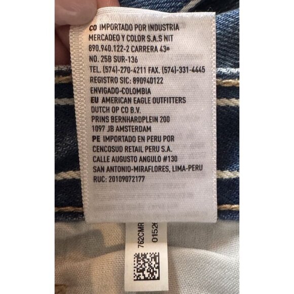 American Eagle, Pinstriped Mom Jean Size 2 Tapered Leg, denim - Picture 10 of 14